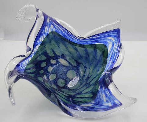 Ваза в виде лотоса